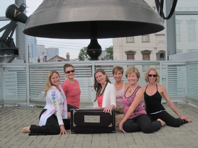 Discover the spirit of PEACE through YOGAHOME  EVERY MORNING!